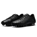 Nike Legend 10 Club FG/MG Adult's Football Boots - Image 4